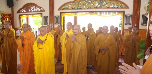 Ban Trị sự GHPG tỉnh Quảng Nam viếng tang cố HT. Giác Tràng