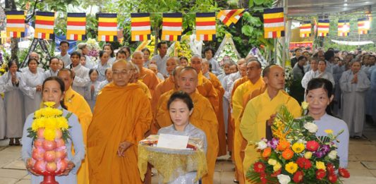 Các đoàn viếng tang HT. Thích Chí Đạo trong ngày thứ 4