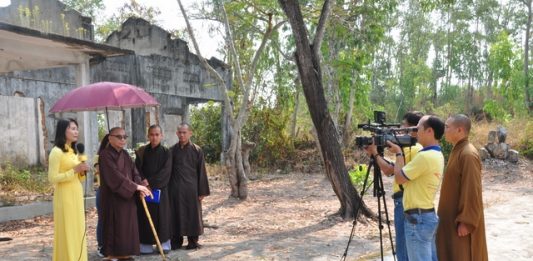 Phim ký sự tài liệu cuộc đời và đạo nghiệp của HT.Thích Thiện Duyên quay phần 2