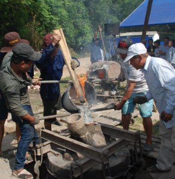 Núi Thành: Chùa Long Quang tổ chức lễ rót đồng đúc Đại Hồng Chung