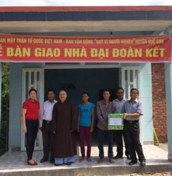 Quế Sơn: BTS PG huyện bàn giao nhà Đại đoàn kết