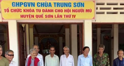 Quế Sơn: Chùa Trung Sơn tổ chức khóa tu cho người mù