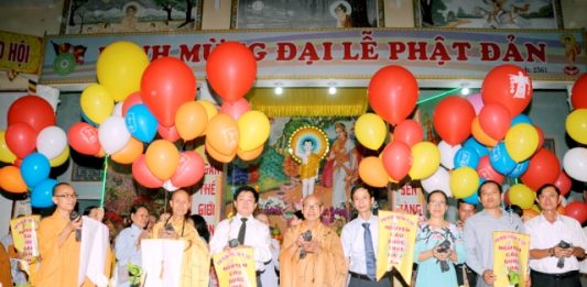 Điện Bàn: Phật giáo thị xã trang nghiêm cử hành lễ Phật đản PL.2561