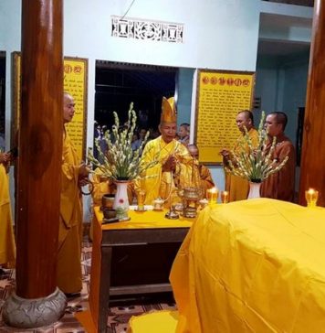 Nông Sơn: Lễ nhập kim quan Thượng tọa Thích Đồng Lý