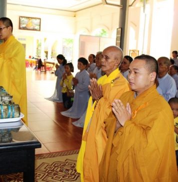 Tam Kỳ: Chùa Linh Bửu cúng dường đạo tràng An cư tại tổ đình Tịnh Độ