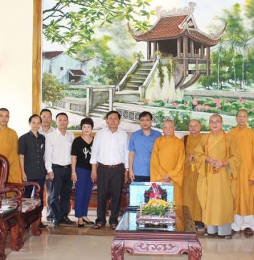 Ban Tôn giáo Chính phủ đến thăm chư Tôn đức lãnh đạo BTS PG tỉnh Quảng Nam