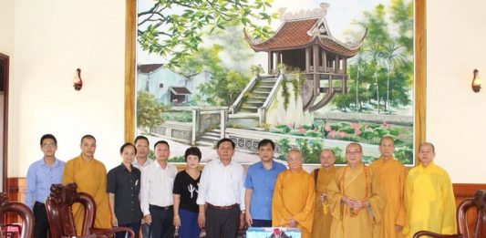 Ban Tôn giáo Chính phủ đến thăm chư Tôn đức lãnh đạo BTS PG tỉnh Quảng Nam