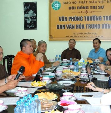 Bàn về “Pháp phục Phật giáo VN”: Đồng bộ là cần thiết nhưng liệu có khả thi?