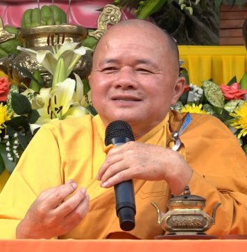 Video: QCB tường thuật trực tiếp TT.Thích Đồng Nguyện thuyết giảng về “Ý nghĩa Phật thành đạo” tại chùa Bửu Hiệp – H.Đại Lộc