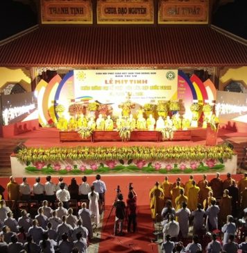 Trọng thể tổ chức lễ mít tinh chào mừng Đại Lễ Phật Đản LHQ Vesak 2019 tại Quảng Nam
