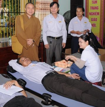 Khơi lòng nhân ái