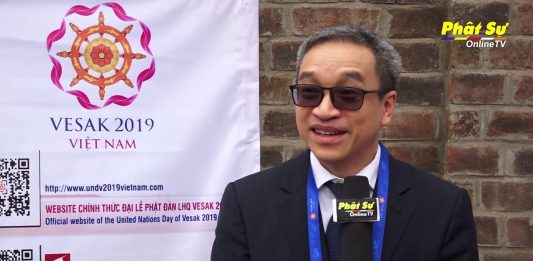 Video phỏng vấn: Ông Phan Tâm – Thứ trưởng Bộ TTTT về việc ứng dụng Công nghiệp 4.0 của Phật Giáo