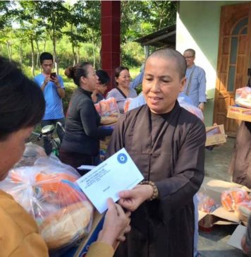 Hội An: Phật giáo tặng quà từ thiện mùa Vu Lan PL. 2563 – DL. 2019