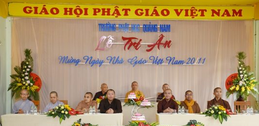 Lễ tri ân 20-11 tại Trường Phật học Quảng Nam