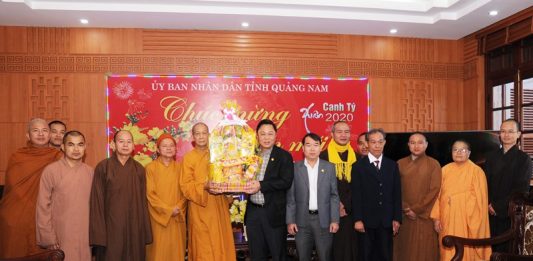 Ban Trị sự Phật giáo tỉnh Quảng Nam chúc Tết các cơ quan