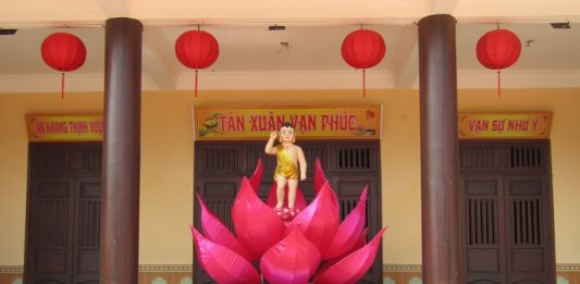 Hội An: Chùm ảnh các chùa tại Phố cổ kính mừng Đại lễ Phật đản PL. 2564