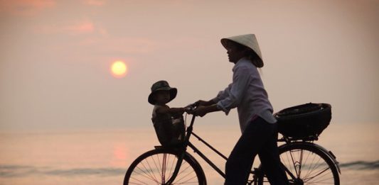 Tác phẩm dự thi lọt vào vòng chung khảo: Truyện ngắn TỰ NHẬN RA