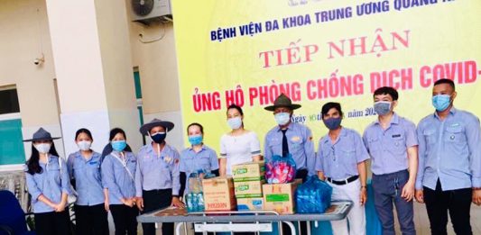 Núi Thành: Ban điều hành GĐPT huyện Núi Thành hỗ trợ công tác phòng chống dịch.