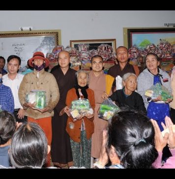 Video QCB: Phật giáo huyện Chư Sê (Gia Lai) trao tặng 600 phần quà tại Quảng Nam