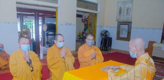 Điện Bàn: Chư Tăng trang nghiêm tác pháp kiết giới An cư tại chùa Giác Quang