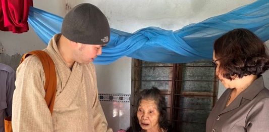 Tam Kỳ: Chùa Đông Yên chia sẻ quà yêu thương