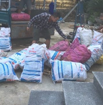 Núi Thành: Chùa Yên Sơn gởi khoai mì tặng người dân TP. Đà Nẵng