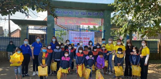 Hiệp Đức: Chương trình tình nguyện mùa đông “kết nối yêu thương”