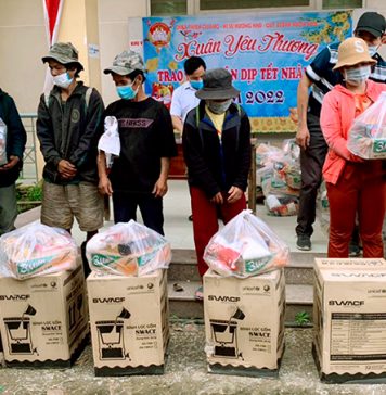 Phước Sơn: Chương trình “Hơi ấm mùa xuân” tặng quà cho đồng bào vùng sâu vùng xa