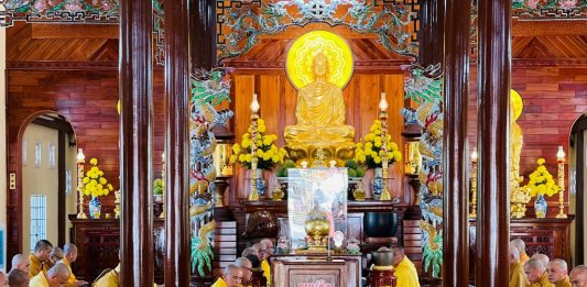Tam Kỳ: Kỳ bố-tát đầu tiên của chư Tăng trong mùa An cư kiết hạ Phật lịch 2566 tại đạo tràng Tổ đình Tịnh Độ