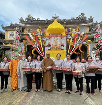 Hội An: Tặng 250 phần quà cho các thành viên GĐPT nhân mùa Phật đản PL.2566.