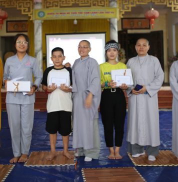 Đại Lộc: Khóa tu “Sống tử tế” khép lại với nhiều giây phút xúc động