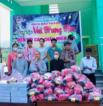 Hội An: Phật giáo Phố cổ về trẻ em miền núi trong mùa Trung thu