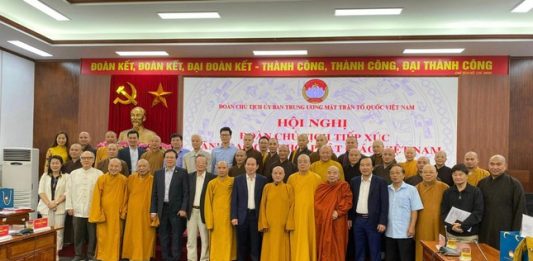 Đoàn Chủ tịch Uỷ ban Trung ương MTTQVN tiếp xúc với chư vị giáo phẩm lãnh đạo GHPGVN