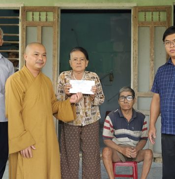 Phú Ninh: Chùa Đại An hỗ trợ kinh phí làm nhà cho người dân bị ảnh hưởng bởi cơn bão số 4