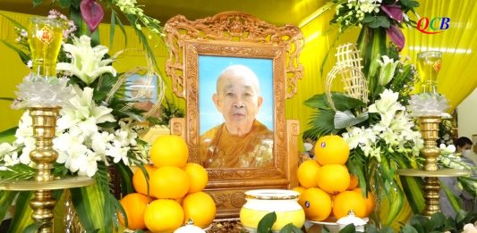 Video QCB: Tam Kỳ – Lễ nhập kim quan Ni trưởng Thích Nữ Châu Liên