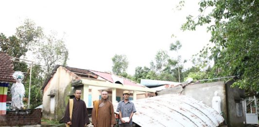 Phật giáo chia sẻ khó khăn với bà con bị ảnh hưởng bão số 4 (Noru) tại Quảng Nam