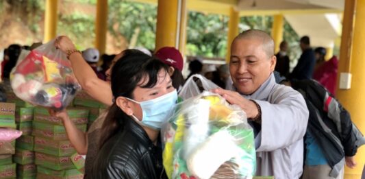Hội An: Phật giáo thành phố thực hiện chương trình Hơi ấm mùa đông tại huyện Nam Trà My