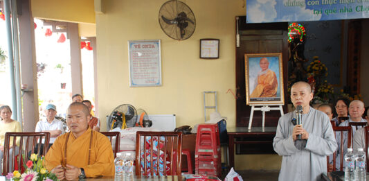 Thăng Bình: Chương trình “Từ bi với mọi loài chúng sanh” tặng hơn 200 phần quà cho bà con xã Bình Triều