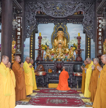 Hội An: Chư Tăng bố-tát, thính giới chung tại Tổ đình Chúc Thánh