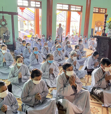 Nông Sơn: Phật giáo huyện tổ chức khóa tu một ngày an lạc tại chùa Viên Minh
