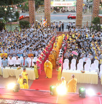 Đà Nẵng: Phật giáo quận Sơn Trà trang nghiêm kính mừng Đại lễ Phật đản PL.2567