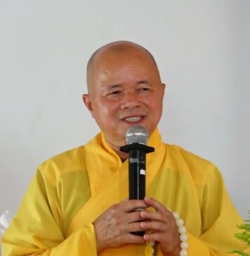 Video QCB: HT.Thích Đồng Nguyện thuyết giảng chủ đề “Chư Tăng và Cư sĩ”