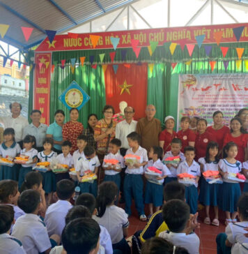 Nam Giang: Vui Tết trung thu – Lan tỏa yêu thương đến các cháu vùng cao