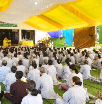 Điện Bàn: Khóa tu bát quan trai tập trung cụm cánh Đông