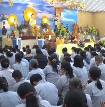 Video QCB: Điện Bàn – Khóa tu Bát quan trai các đạo tràng phía Đông tại chùa Quán Thế Âm