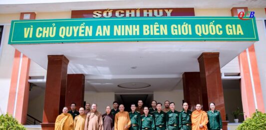 Ban Trị sự Phật giáo tỉnh Quảng Nam thăm, chúc mừng 65 năm ngày truyền thống Bộ đội Biên phòng và 35 năm ngày Biên phòng toàn dân