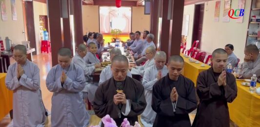 Video QCB: Đại Lộc – Ban Trị sự PG huyện tổ chức gặp mặt đầu xuân và trao học bổng