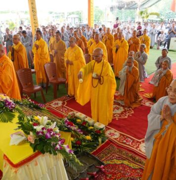 Quế Sơn: Lễ đặt đá trùng tu ngôi Tam bảo chùa Thạnh Bình