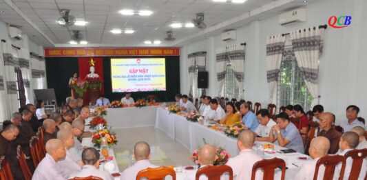 Thăng Bình: Lãnh đạo huyện gặp mặt chức sắc, chúc mừng Đại lễ Phật đản PL.2568