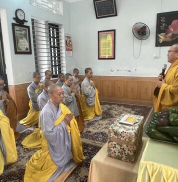 Điện Bàn: Thường trực Ban Trị sự Phật giáo thị xã thăm, cúng dường trường hạ chùa Châu Phong